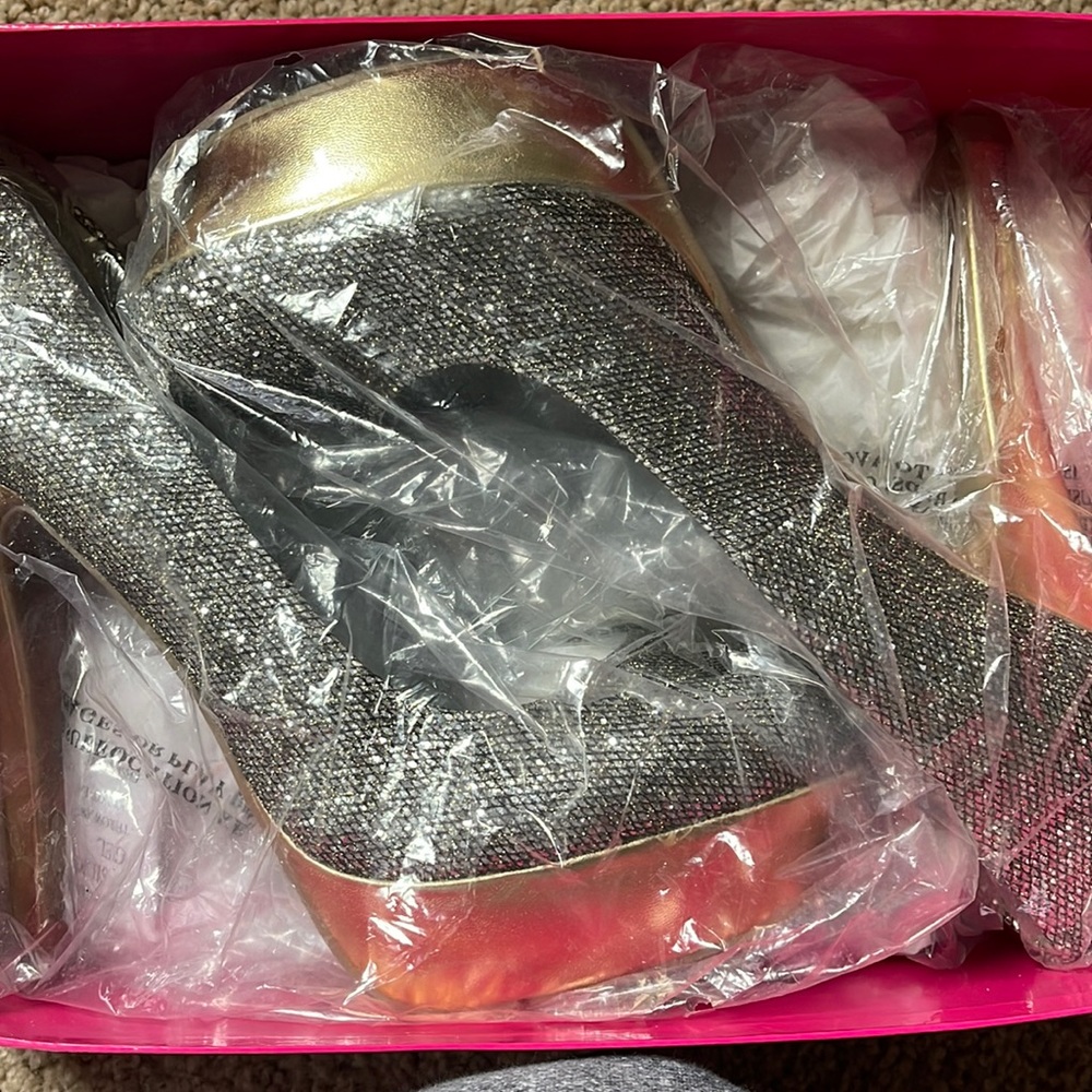 Platform pumps